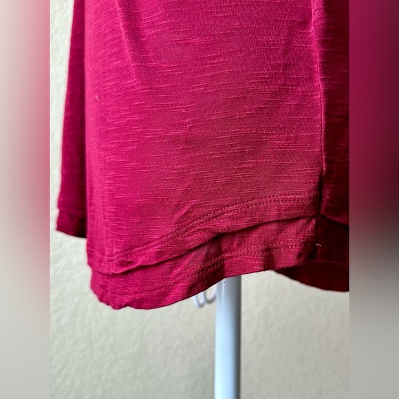 Banana Republic Fuchsia Scoop Neck Tank Top | Size XS - Picture 4 of 5